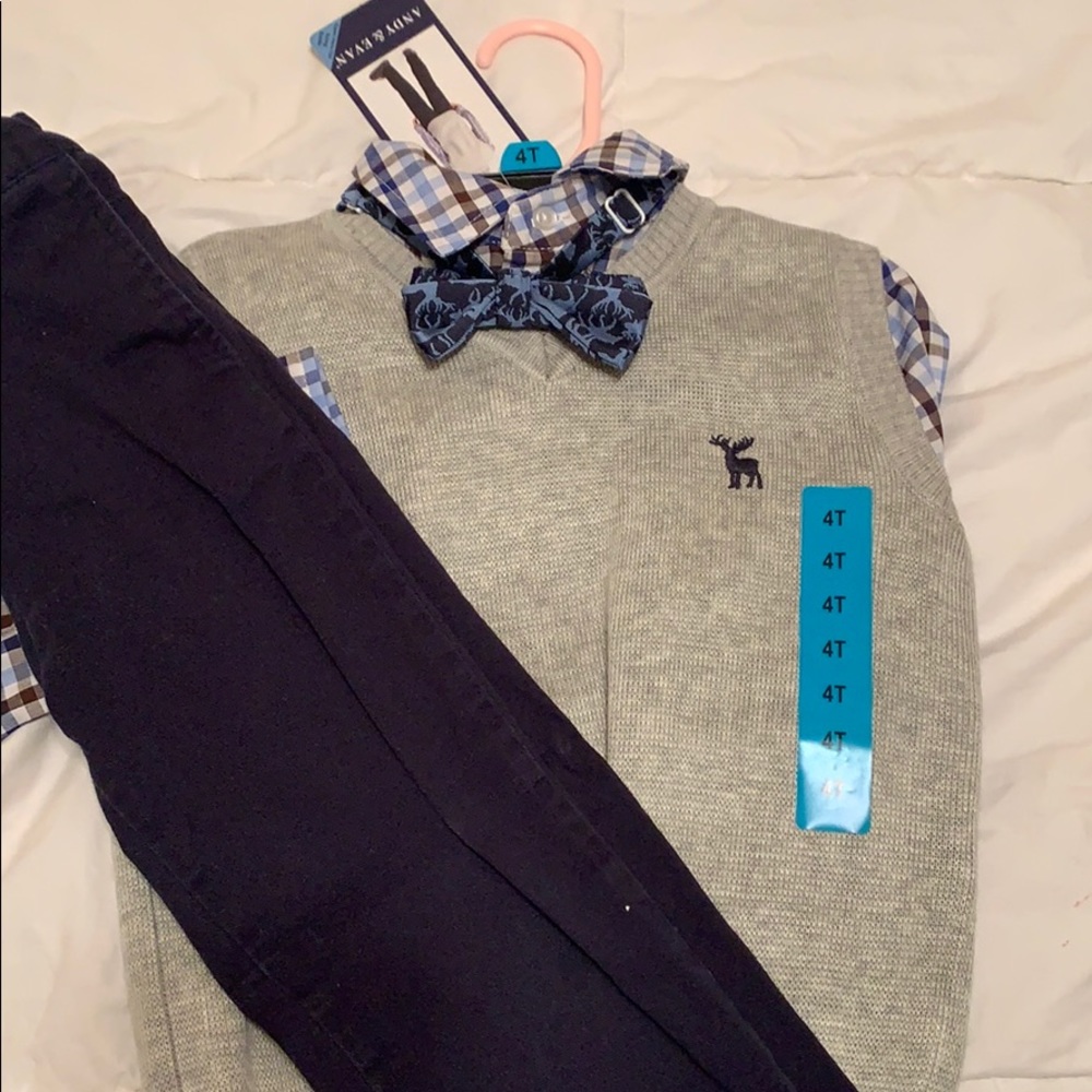 Boys Andy and Evan 4 Piece Sweater Vest Set 4T